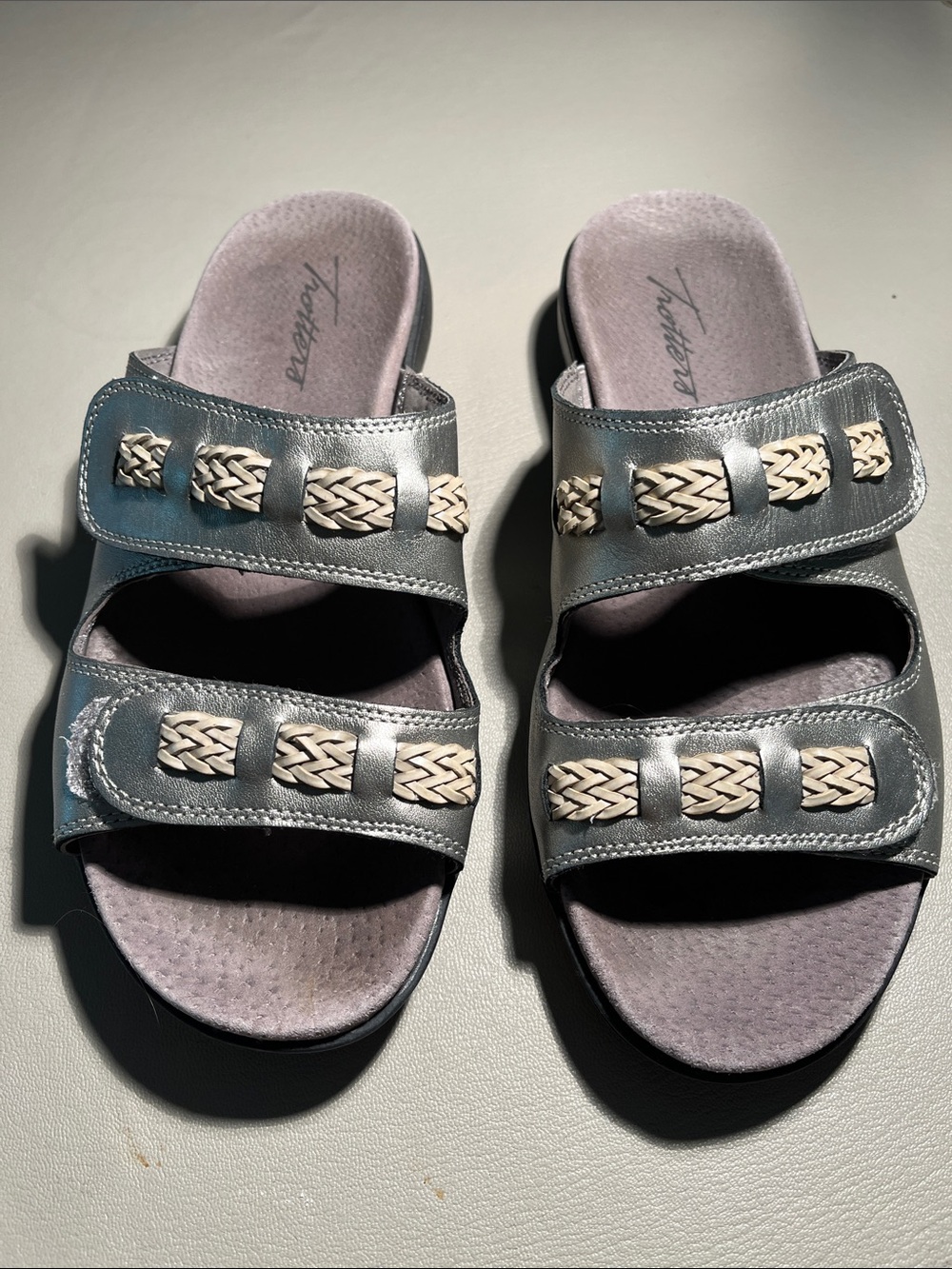 Trotters Metallic Silver Slide Sandals with Cream Braided Trim